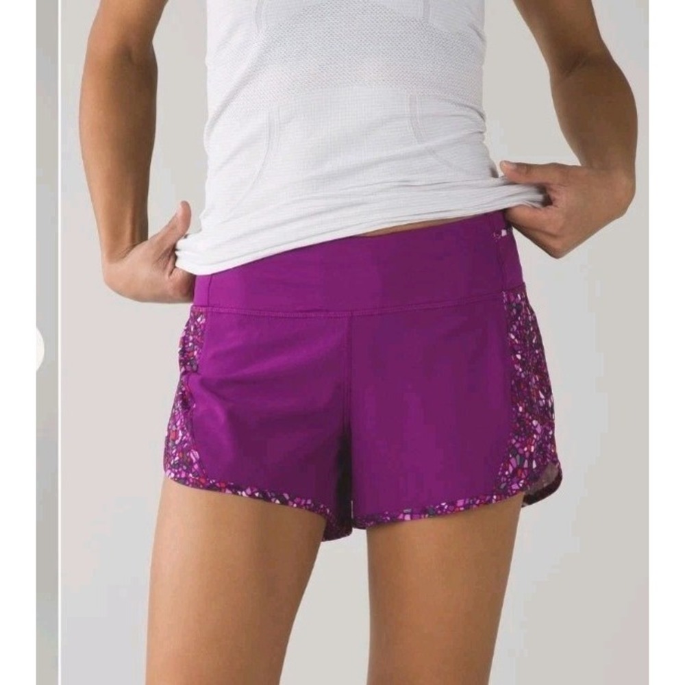 Lululemon Real Quick Regal Plum Paradise Camo Multi Lined Shorts Mid-Rise Run 4‎